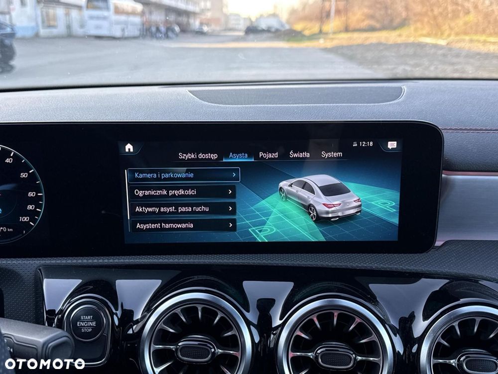 Mercedes-Benz CLA - 10