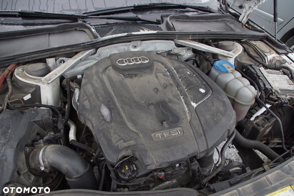 Auto na części - Audi A4 B9 S-Line 2.0 TFSI 190 KM DLVA TFE LS9R 2018R Silnik Skrzynia Drzwi Błotnik Zderzak Klapa Lampa Lusterko Szyba Deska Kokpit Sterownik Moduł Czujnik Licznik Wyświetlacz Panel Kierownica - 18