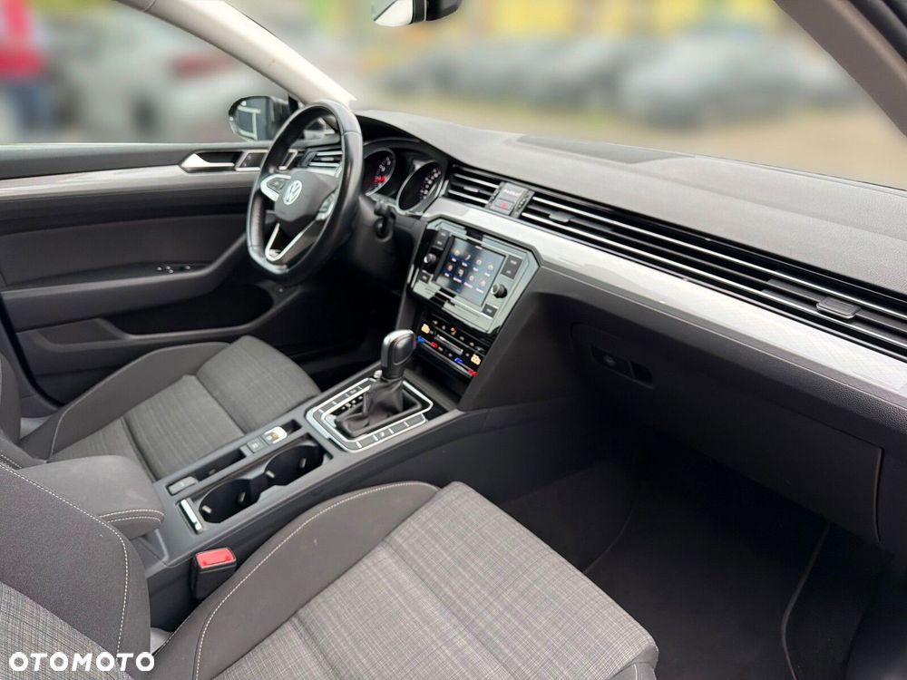 Volkswagen Passat 1.5 TSI EVO Business DSG - 31