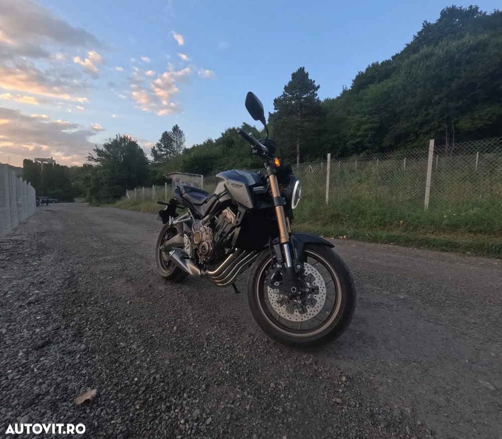 Honda CB 650R - 1