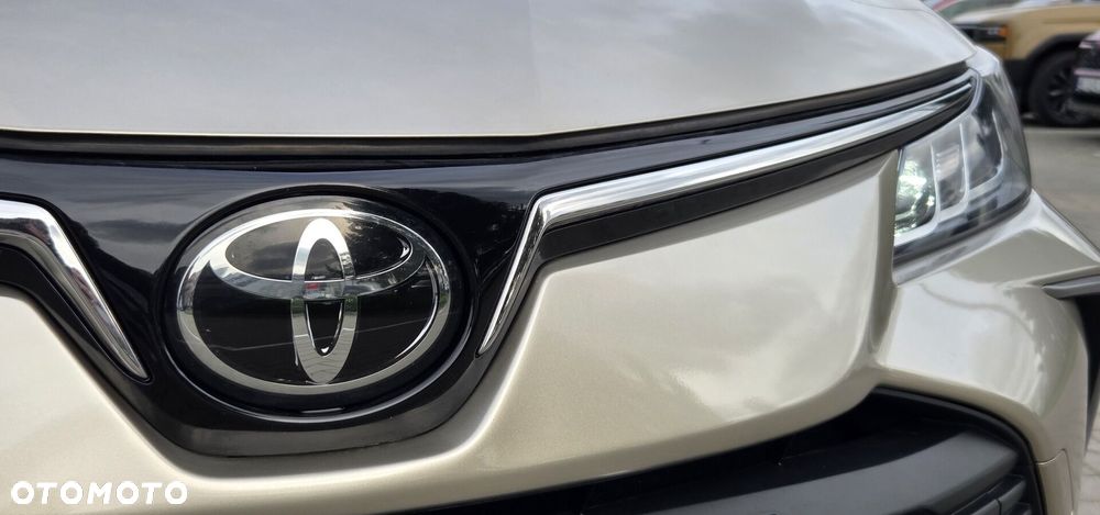Toyota Corolla - 16