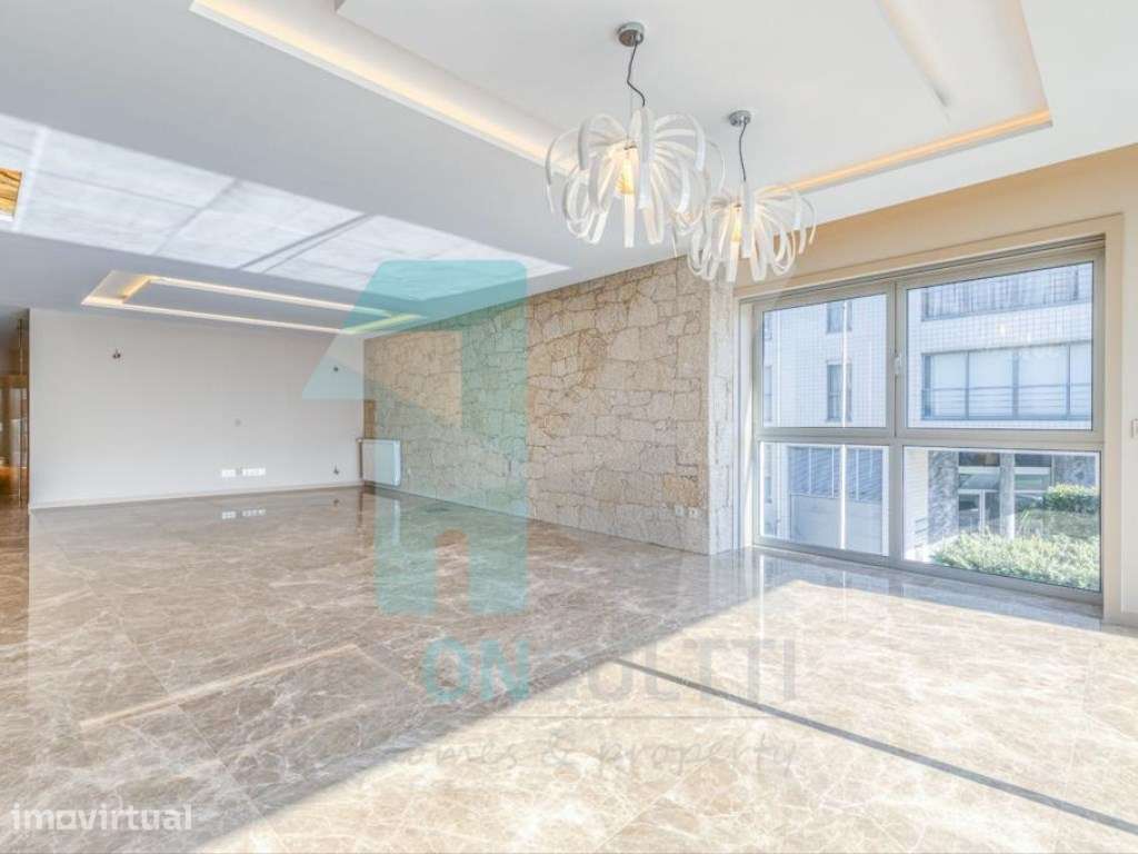 Luxuoso T4 Zona Nobre de Vila do Conde - Grande imagem: 3/25