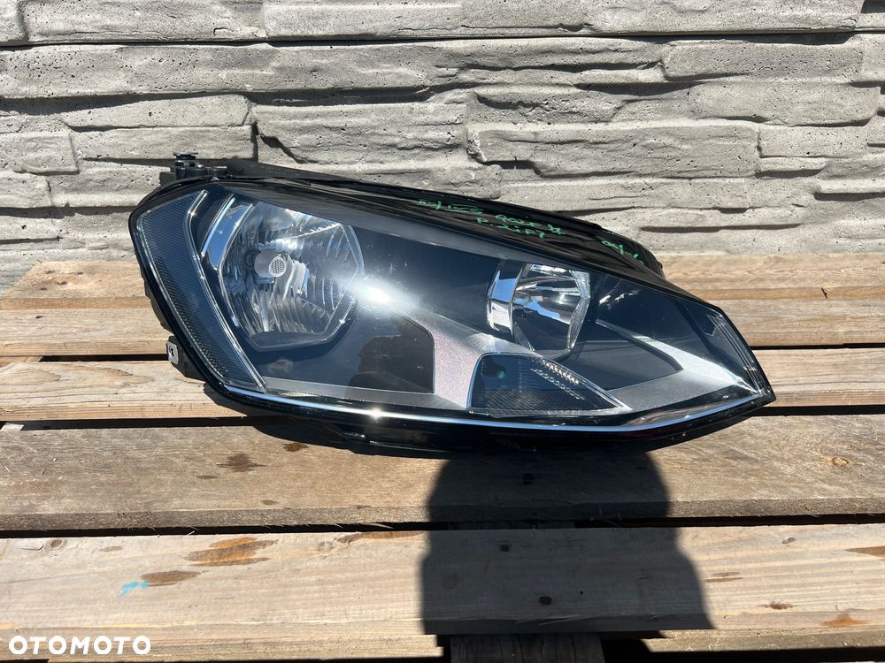 VW Golf VII 13-17 lampa prawa - 1