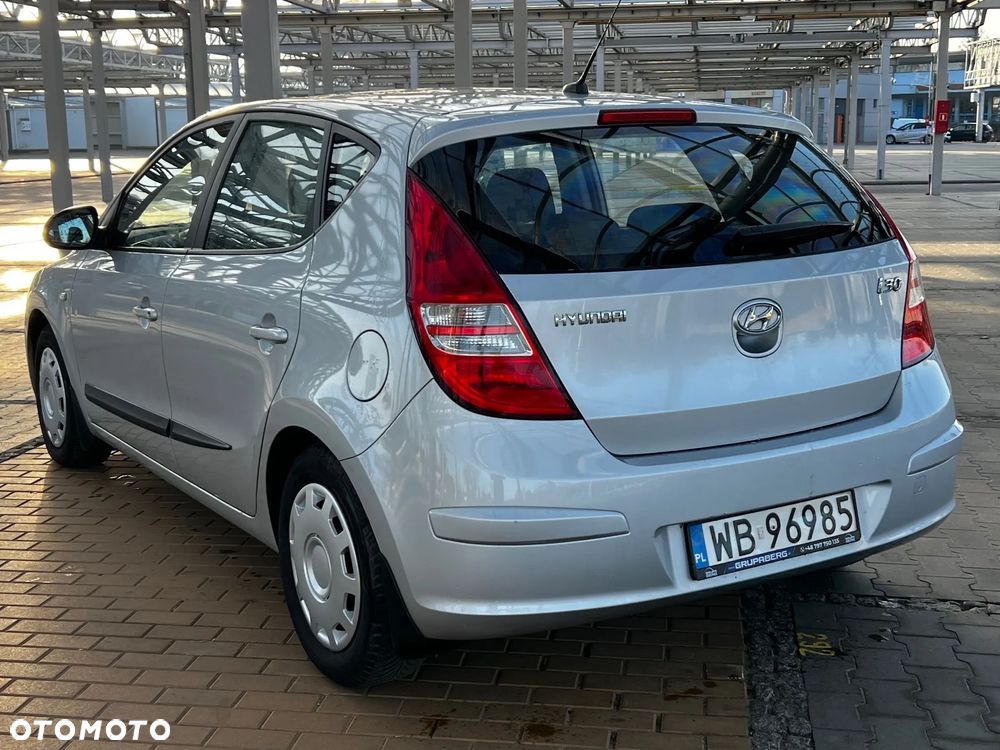 Hyundai i30 1.6 Comfort - 7