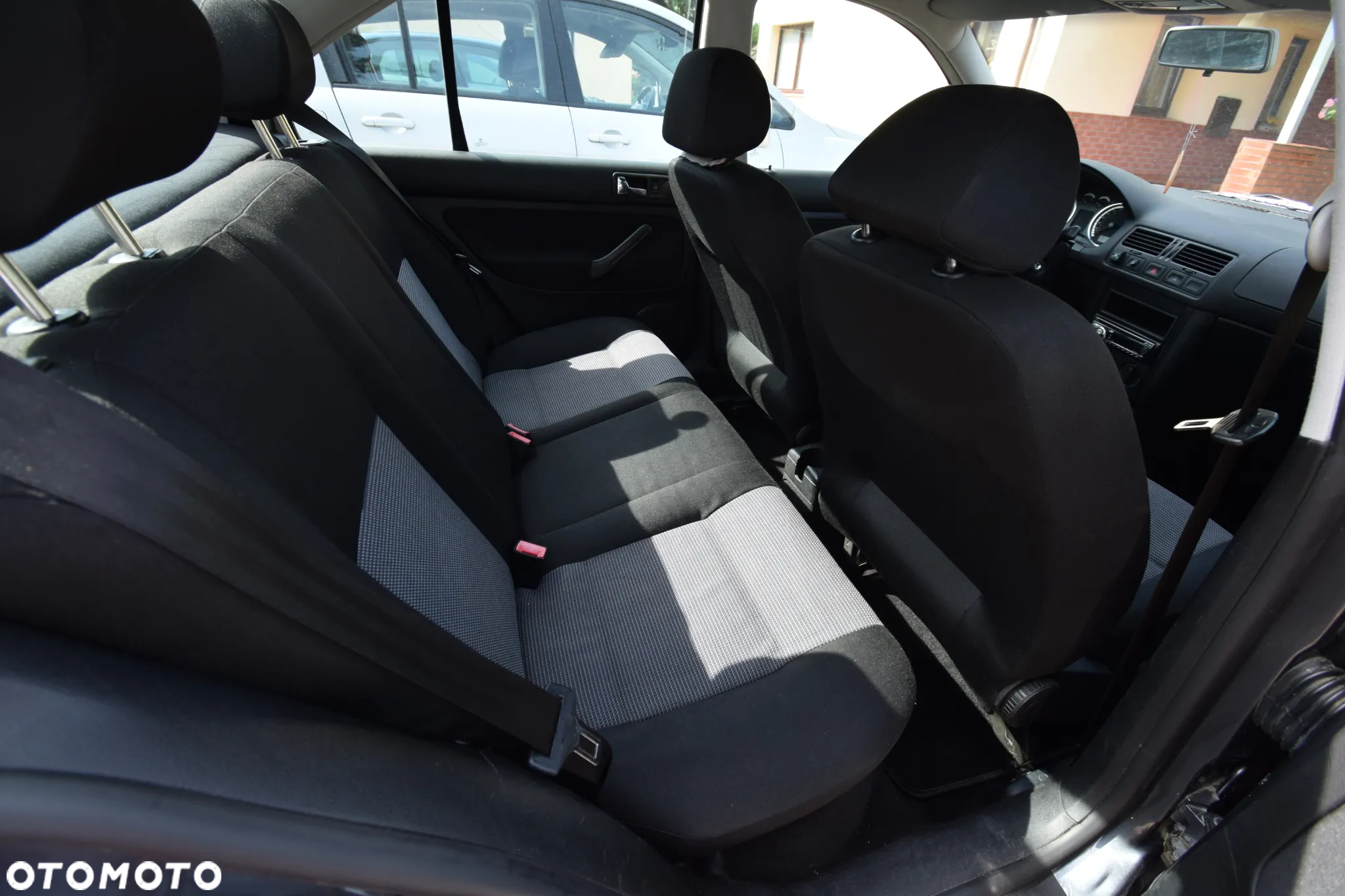 Volkswagen Bora 2.0 - 25