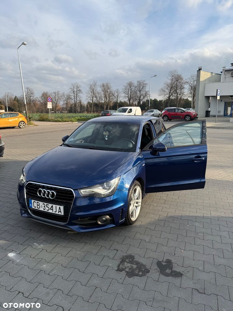 Audi A1 Sportback 1.4 TFSI S tronic S line edition m S line Sportpaket - 4