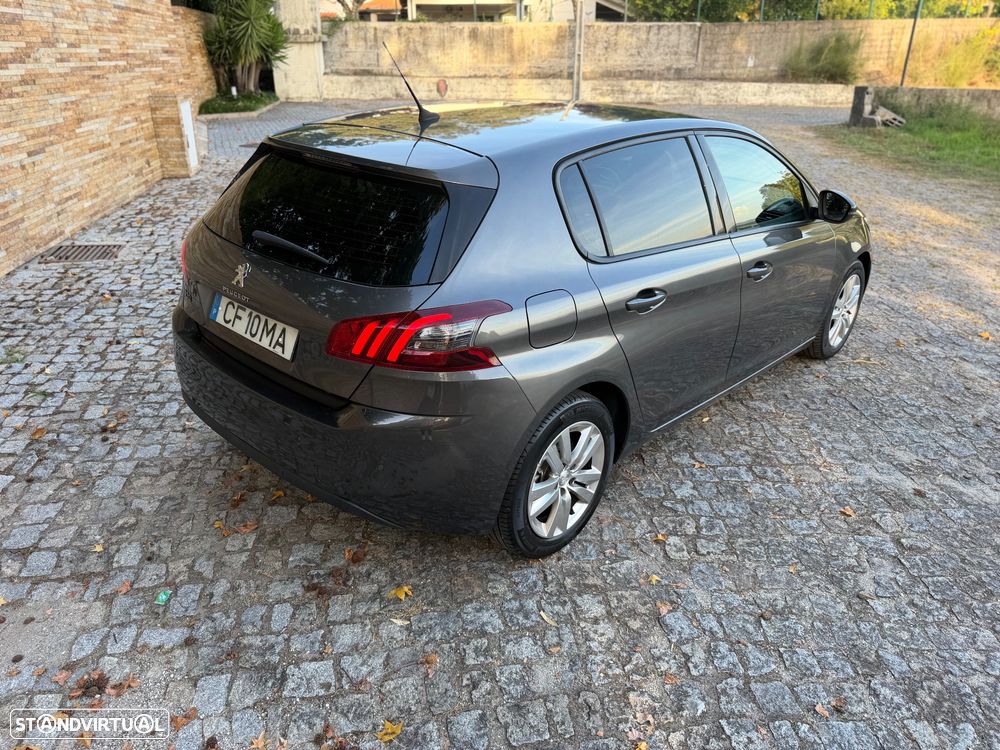 Peugeot 308 BlueHDi FAP 130 EAT8 Stop & Start Allure - 4