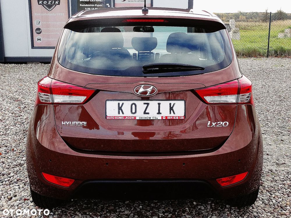 Hyundai ix20 1.4 blue Style - 14