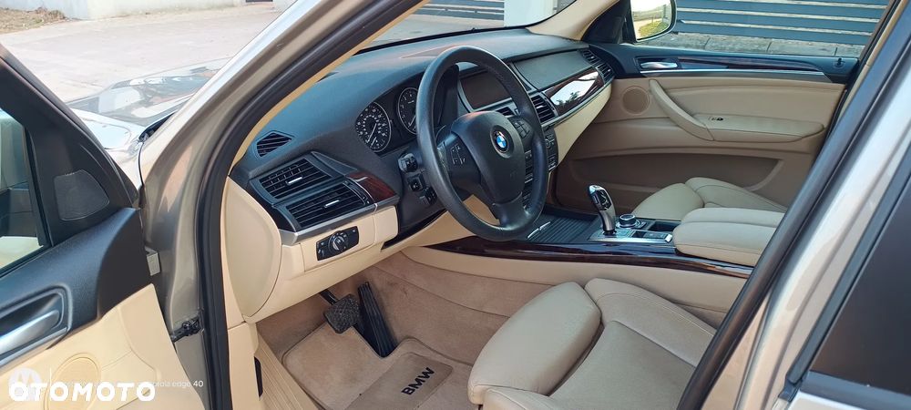 BMW X5 xDrive35i Edition Exclusive - 13