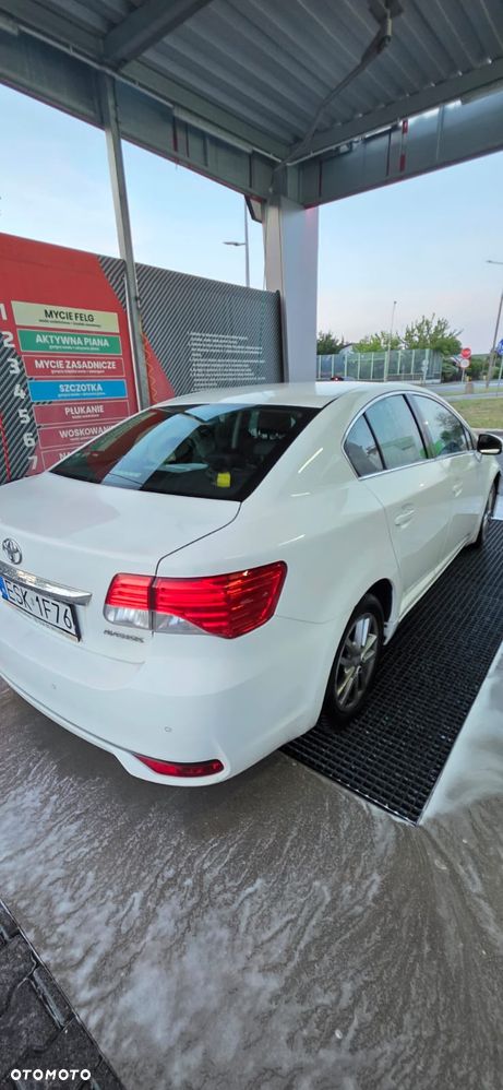 Toyota Avensis 2.0 D-4D Luna - 20