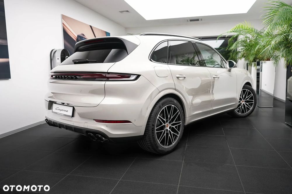 Porsche Cayenne Standard - 39