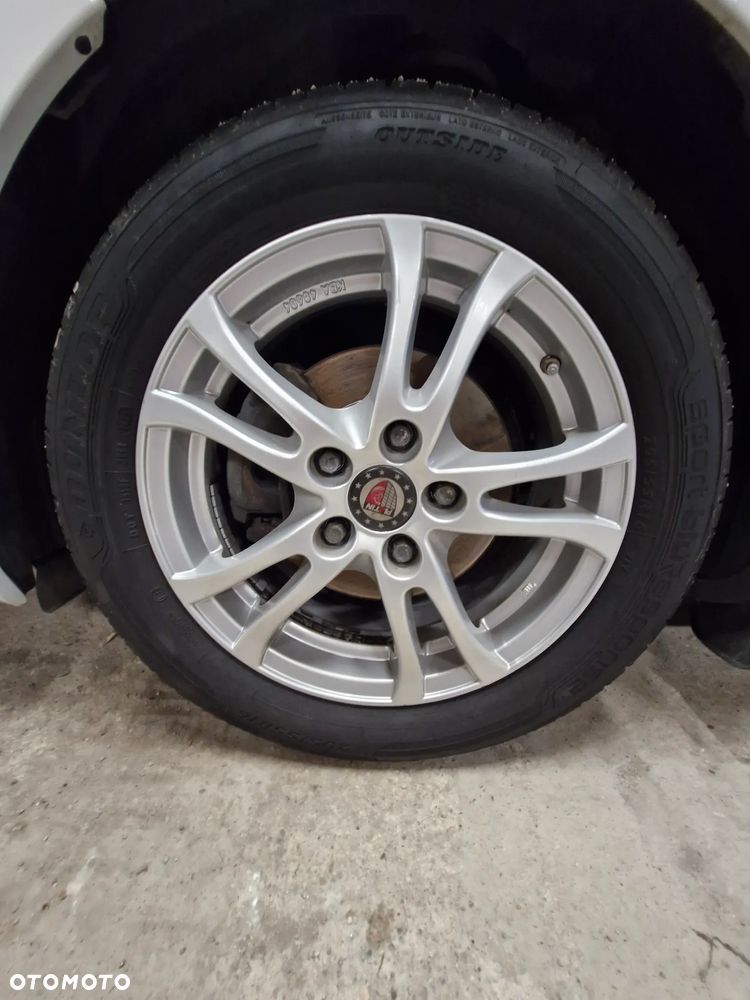 Toyota Auris 1.4 D-4D Active - 28