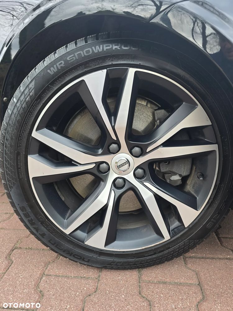 Volvo S60 B5 B AWD R-Design - 9