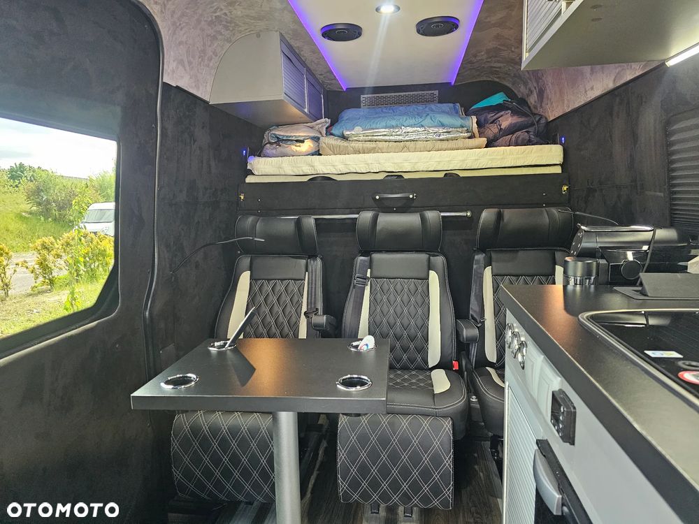 Mercedes-Benz SPRINTER - 22