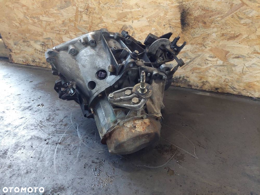 SKRZYNIA BIEGÓW PEUGEOT 307 I 2.0 HDI MANUAL 5 BIEGÓW 20DM09 - 3