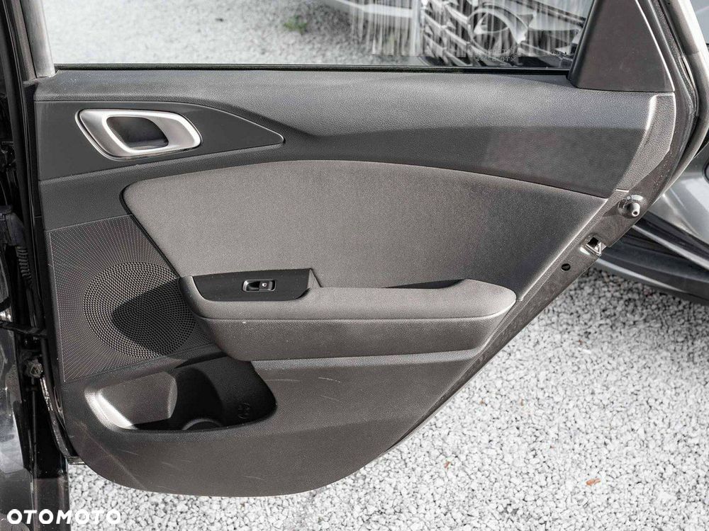 Kia Ceed 1.5 T-GDI M DCT - 26