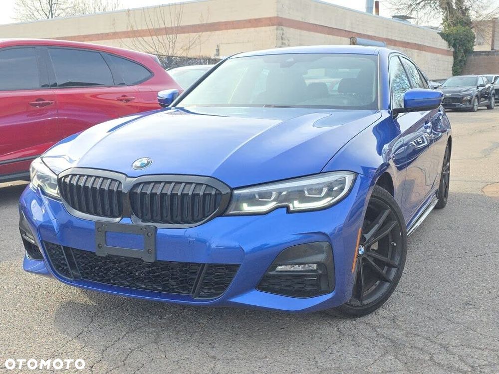 BMW Seria 3 330i xDrive M Sport - 1