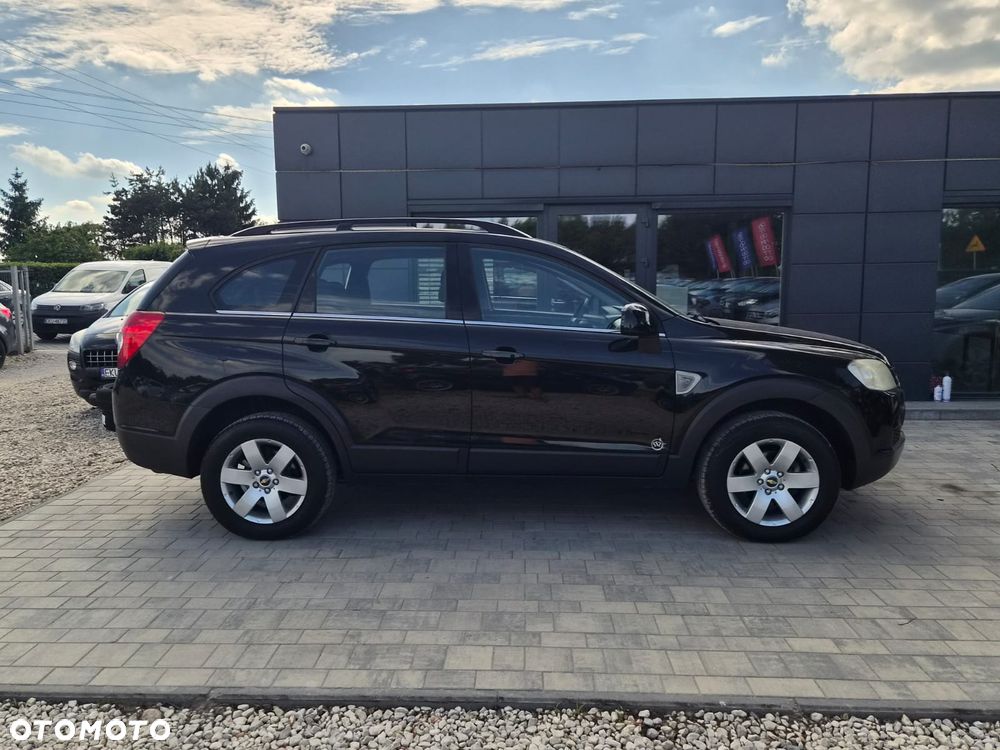 Chevrolet Captiva 2.4 4WD 7 Sitzer LT - 8
