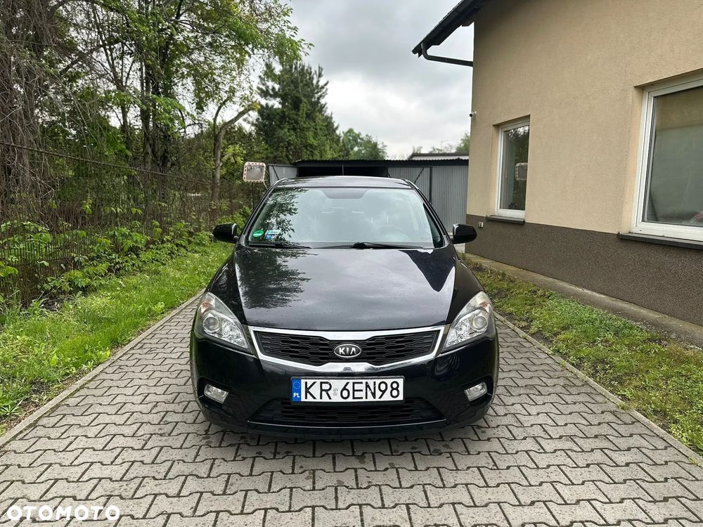 Kia Ceed - 3