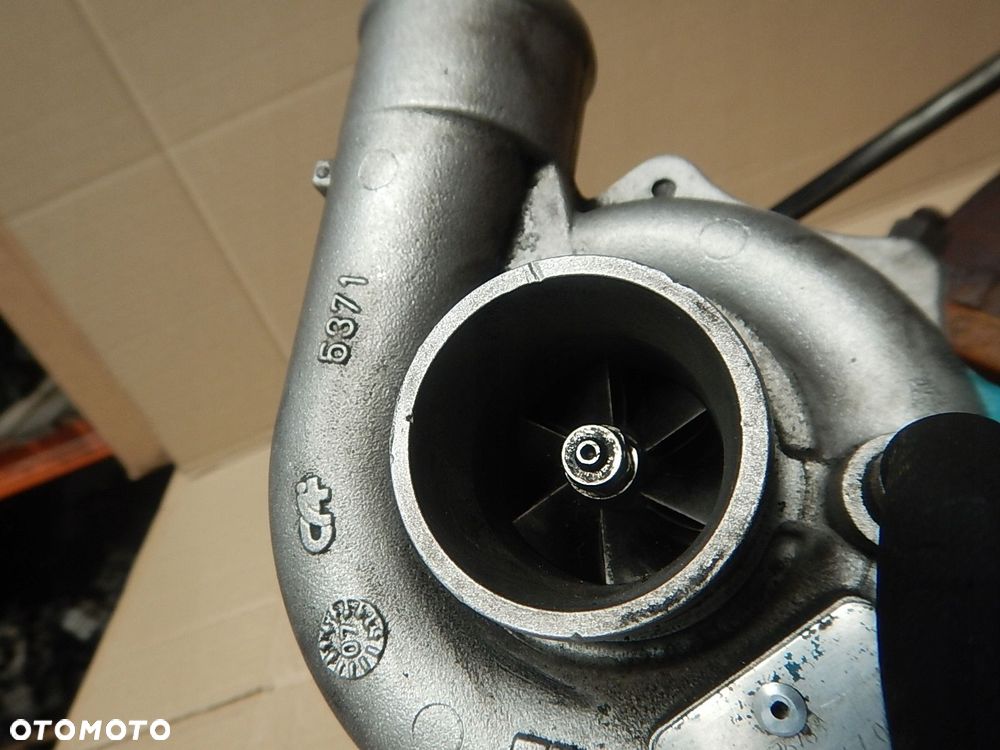 turbina turbosprezarka iveco daily iv 2.3 hpi 504136783 - 6