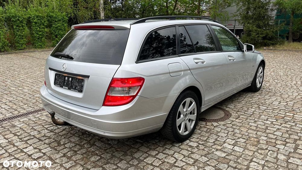 Mercedes-Benz Klasa C 180 T CGI BlueEFFICIENCY - 5