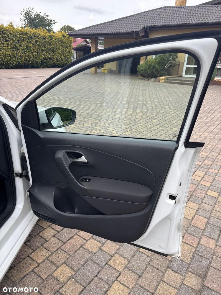 Volkswagen Polo 1.0 (Blue Motion Technology) Trendline - 12