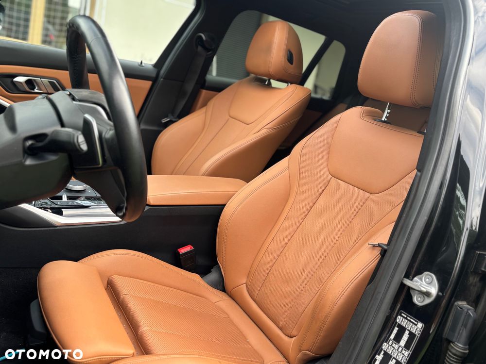 BMW Seria 3 320e Luxury Line sport - 20