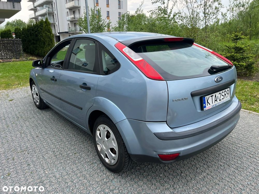 Ford Focus 1.8 TDCi Ambiente - 12