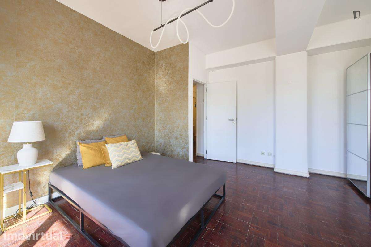Quarto - localizado em Roma-Areeiro Lisbon - Grande imagem: 5/55