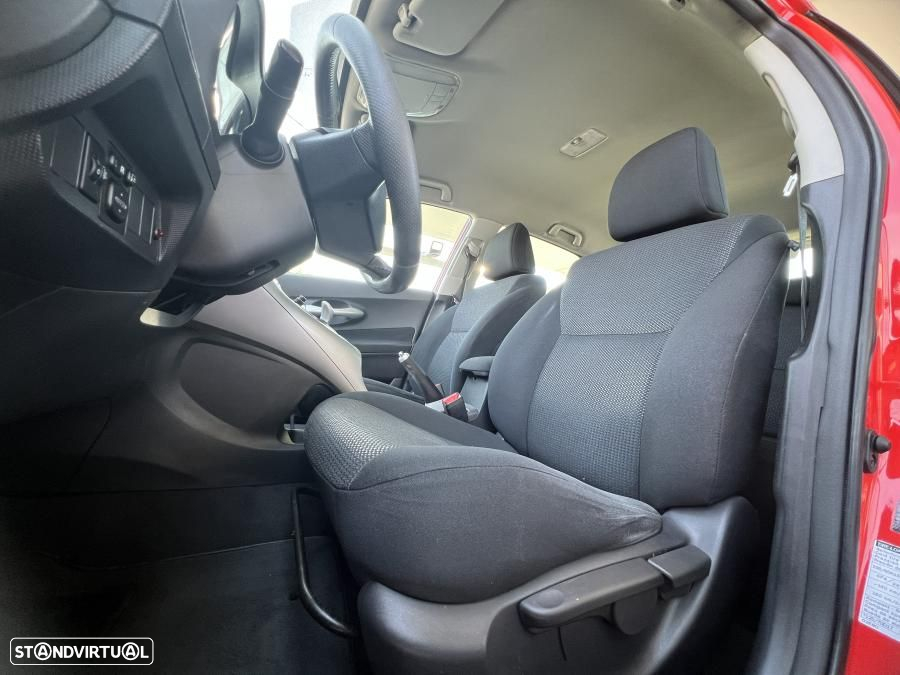 Toyota Auris 1.8 HSD - 19