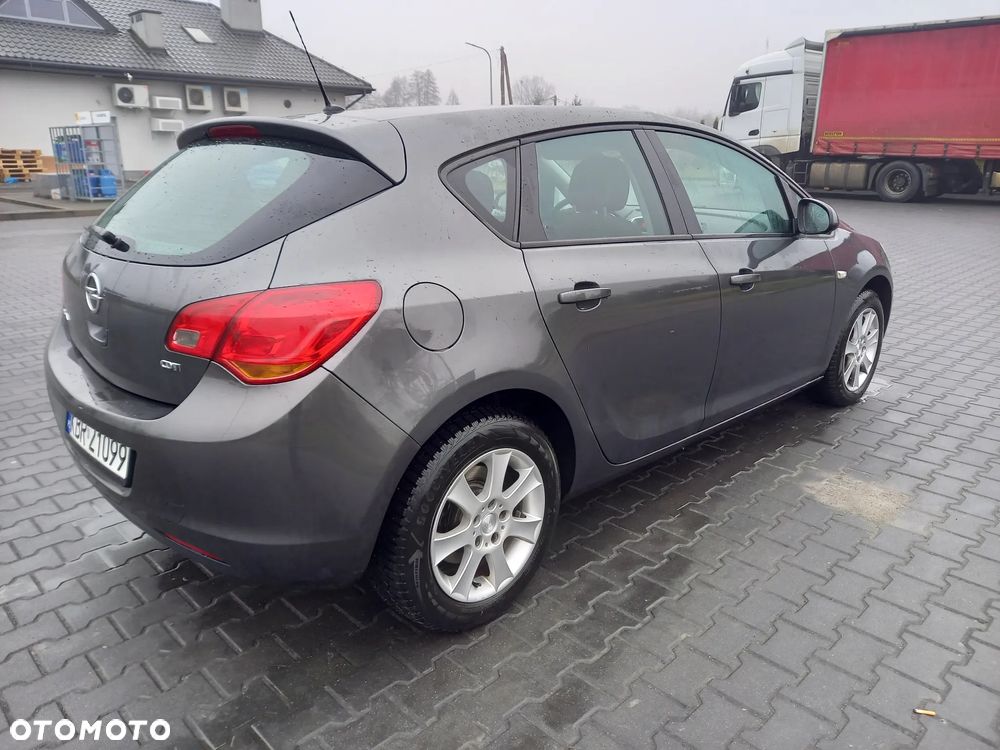 Opel Astra 1.7 CDTI DPF Design Edition - 3