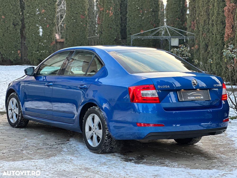 Skoda Octavia 2.0 TDI ELEGANCE - 5