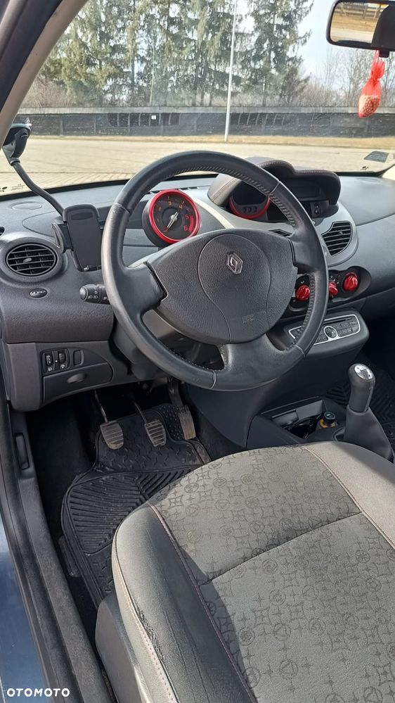 Renault Twingo - 16