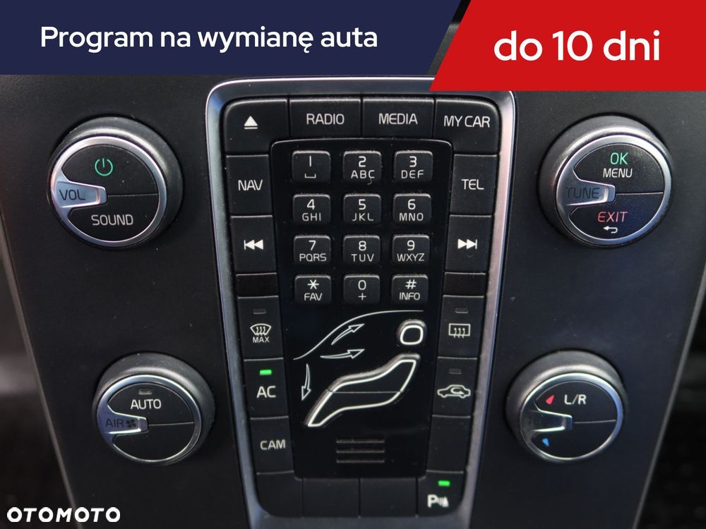 Volvo V40 - 18