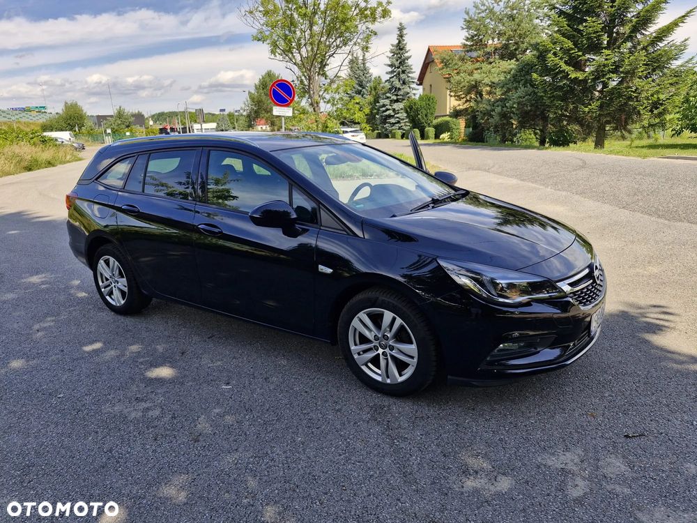 Opel Astra V 1.4 T Elite - 1