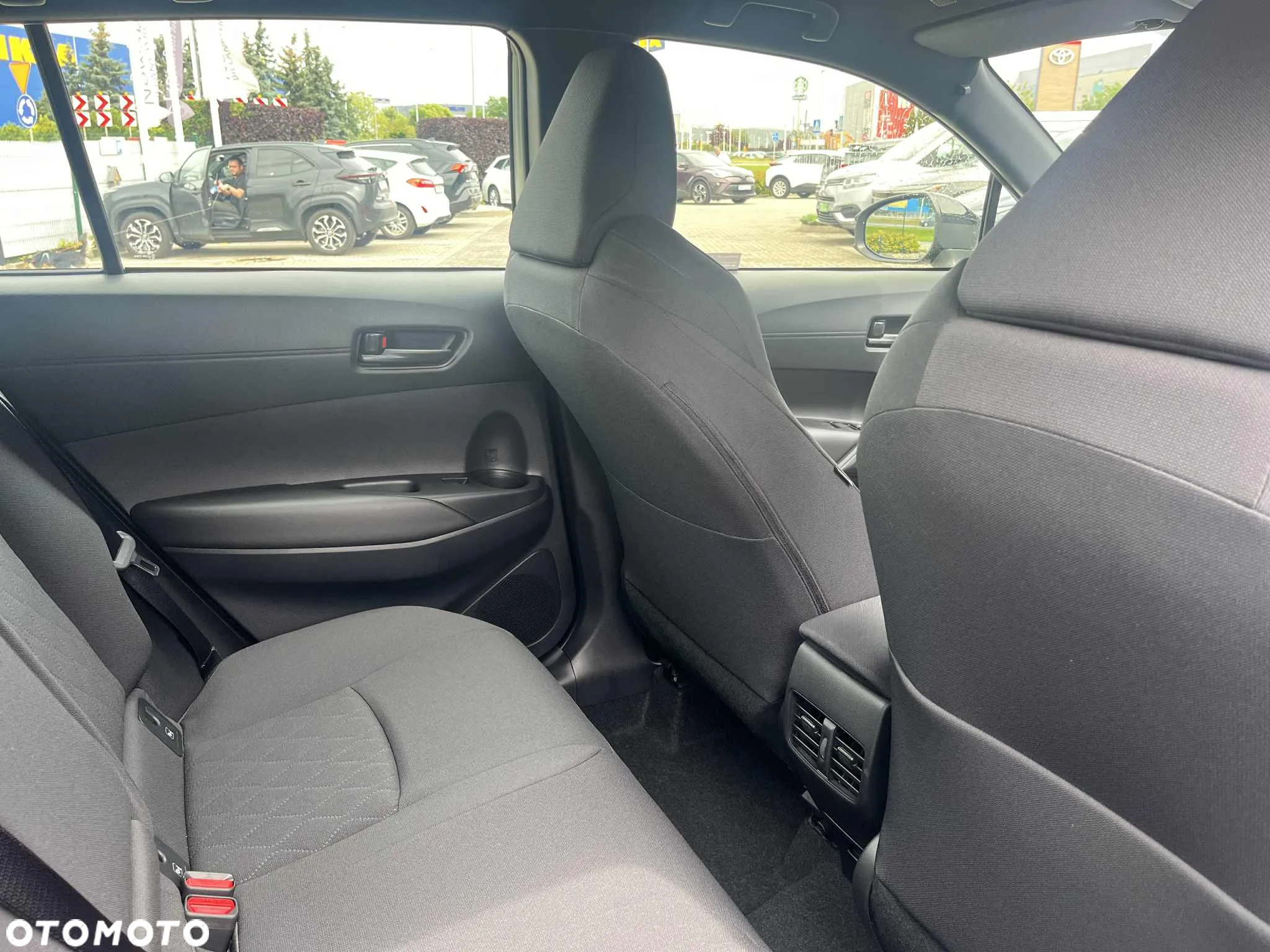 Toyota Corolla Cross 1.8 Hybrid Comfort - 9