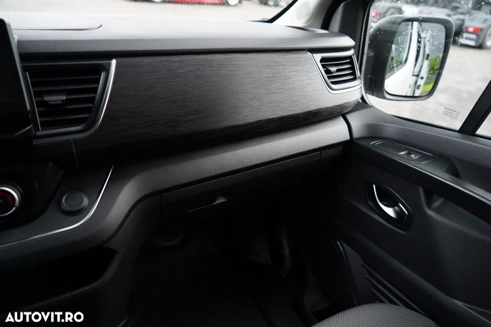 Renault TRAFIC III / AUTOBUS / 9 LOCURI / 2022 / REVIZIONAT / EURO 6 - 26