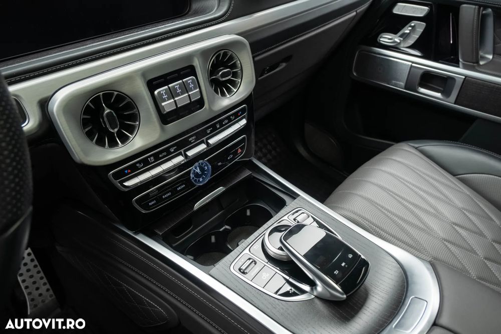 Mercedes-Benz G 500 SW Long Aut. - 33
