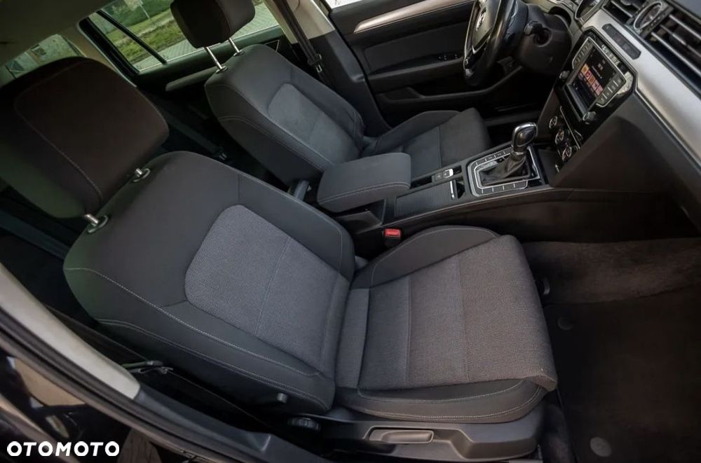 Volkswagen Passat 2.0 TDI BMT Highline DSG - 19