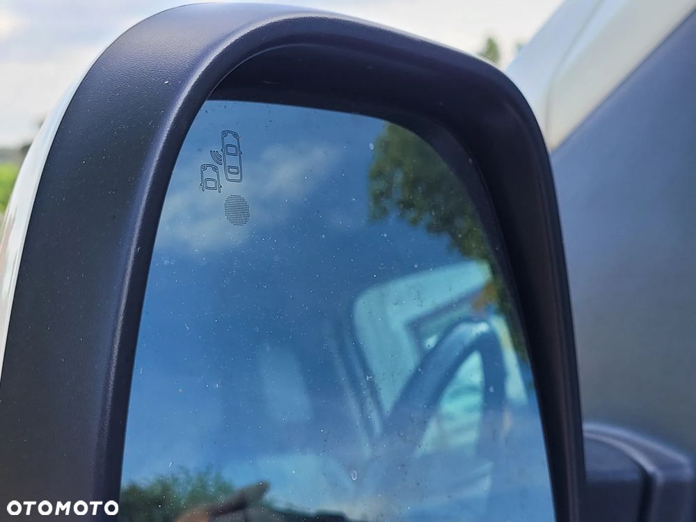 Opel VIVARO LONG L3 2.0 klima - 28