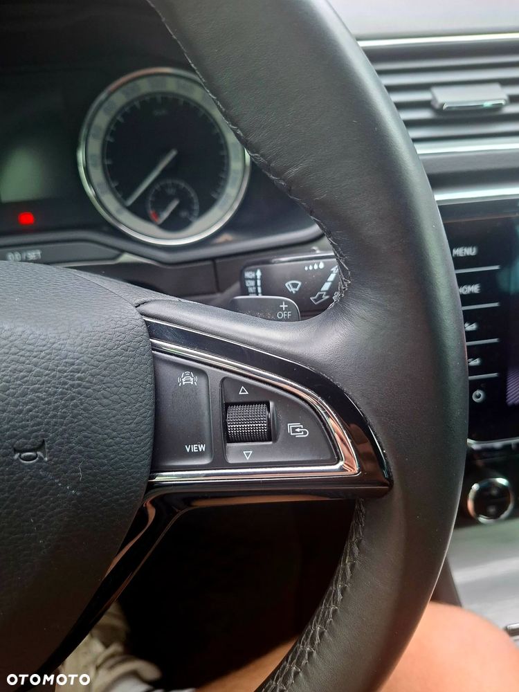Skoda Superb 2.0 TDI DSG Active - 15