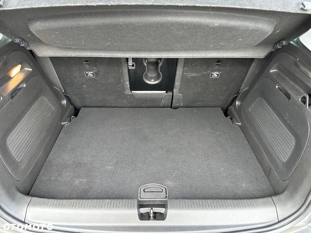 Opel Crossland X - 28