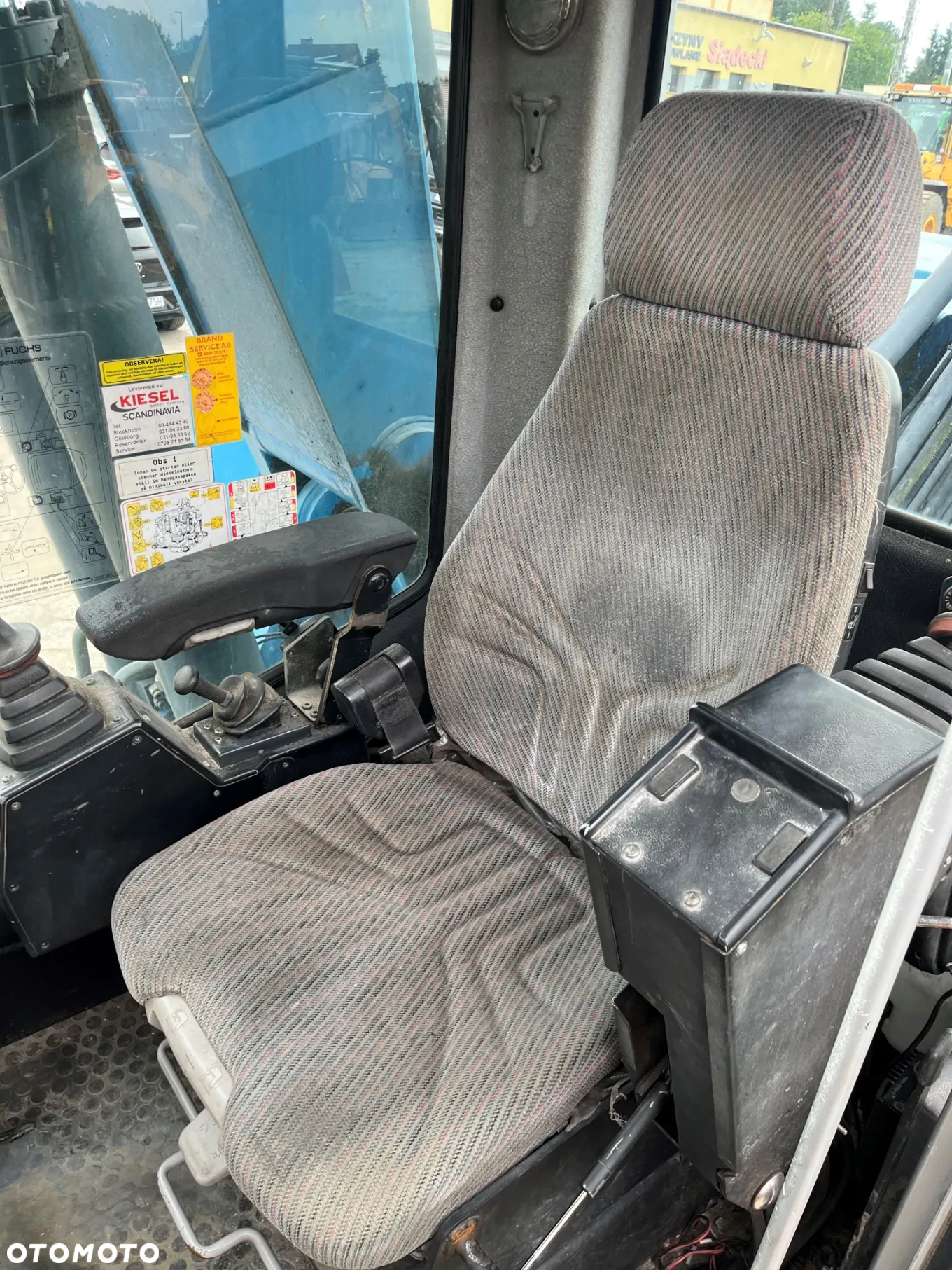 Fuchs MHL320 - 11