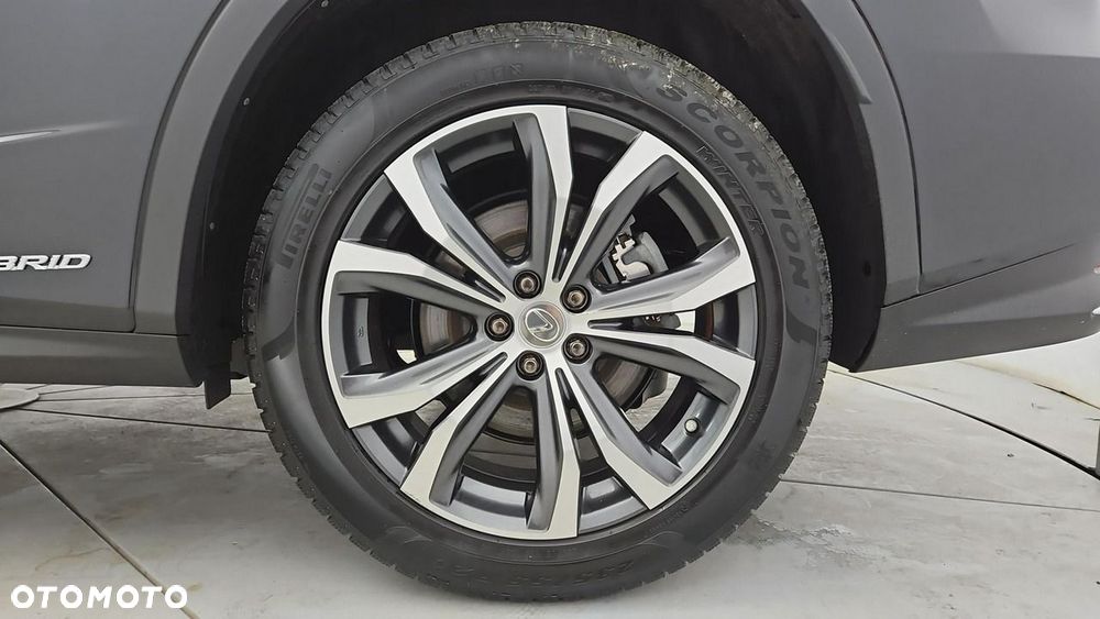 Lexus RX - 27