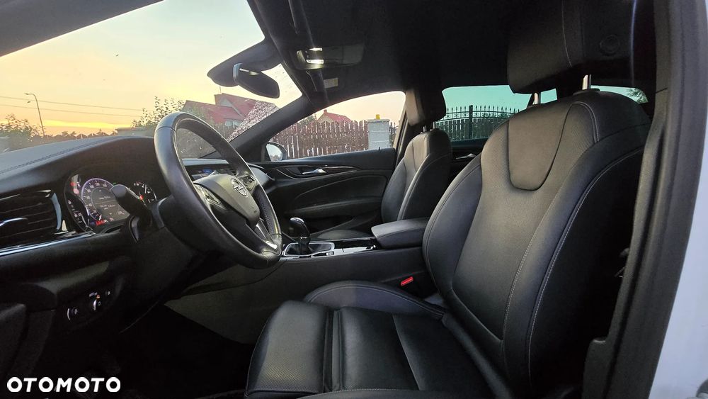Opel Insignia 2.0 CDTI Business Elegance S&S - 12