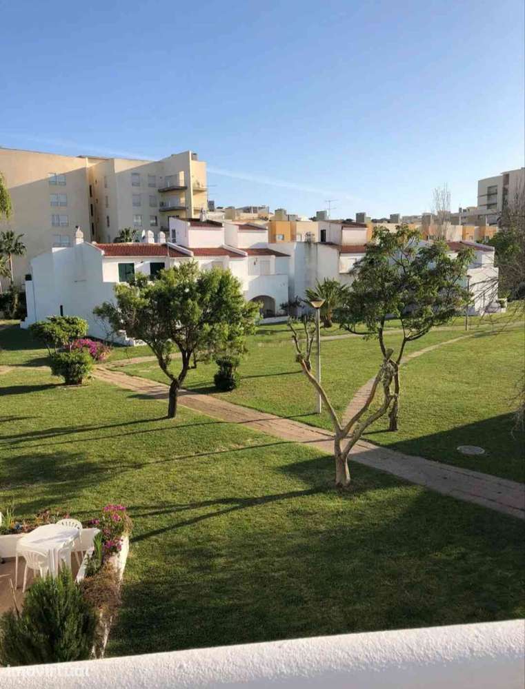 Moradia, 220 m², Quarteira - Grande imagem: 2/38