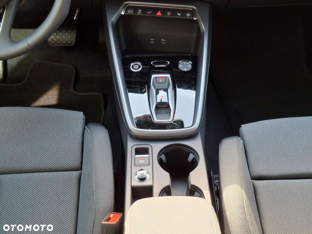 Audi A3 Sportback - 13