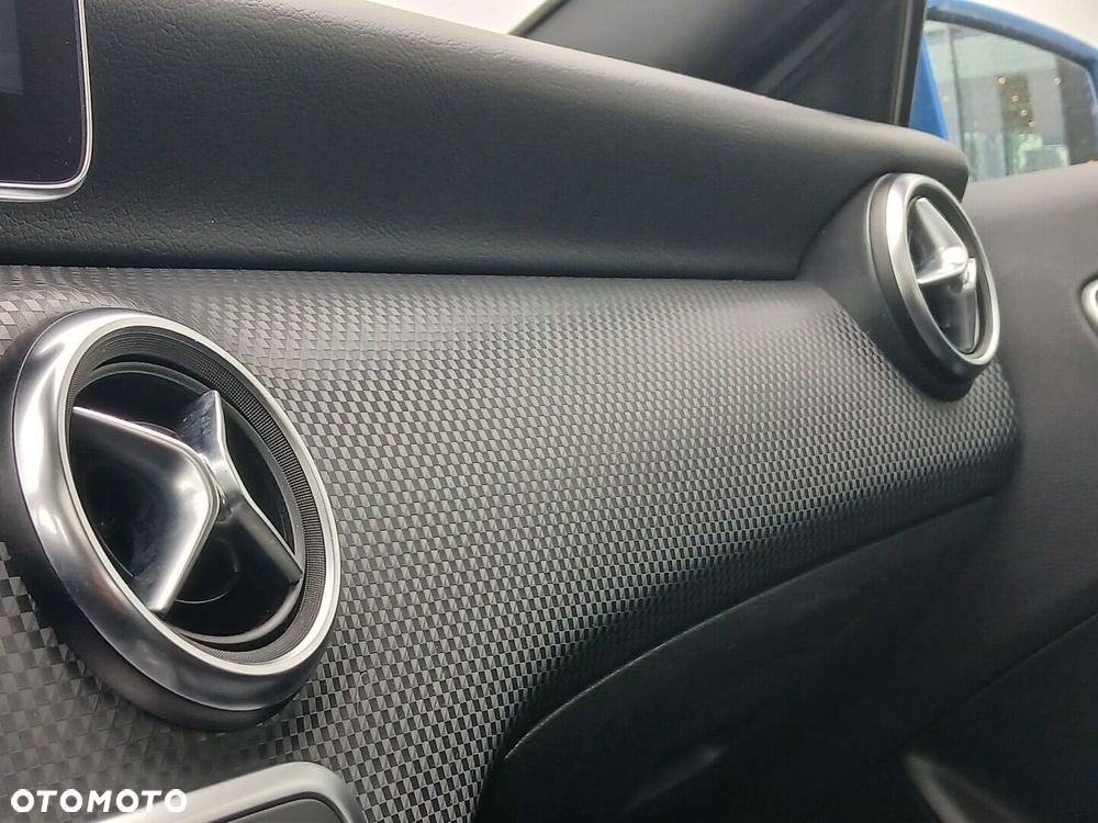 Mercedes-Benz Klasa A 200 7G-DCT - 25