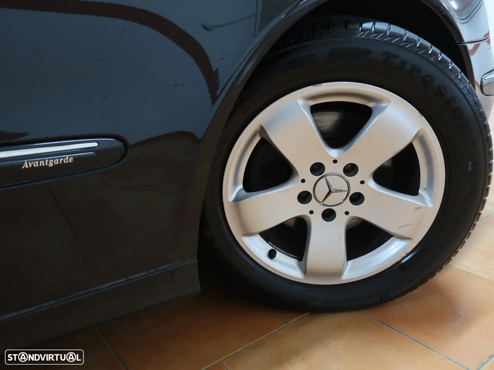 Mercedes-Benz E 220 CDI Auto Avantgarde - 9
