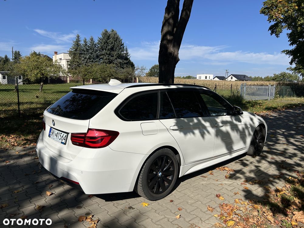 BMW 3 Series 2019 photo 5